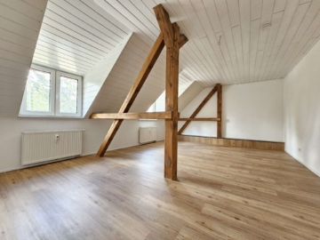 Frisch renovierte 2 Zimmer-Maisonette unweit des Sees, 15344 Strausberg, Etagenwohnung