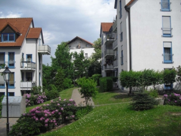 Tolle 2 Zimmerwohnung in gefragter Lage // 1. OG mit Balkon, 15366 Hoppegarten, Wohnung